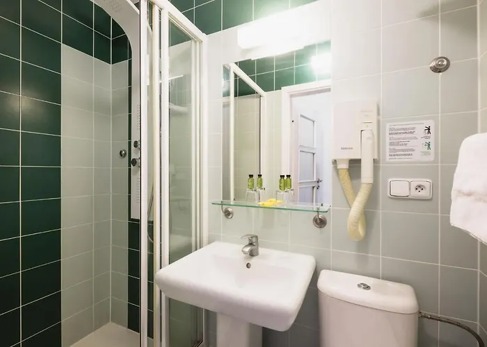 Wellness Luzan ホテル 4*