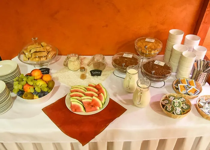 ホテル Wellness Luzan 4*
